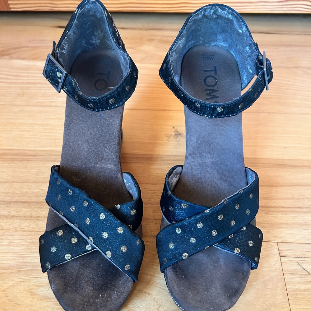 Tom’s Sienna Wedge Sandal